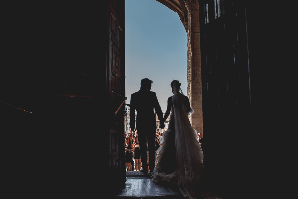 Detalle de boda real en Vitoria, fotografía de Aitor Audícana