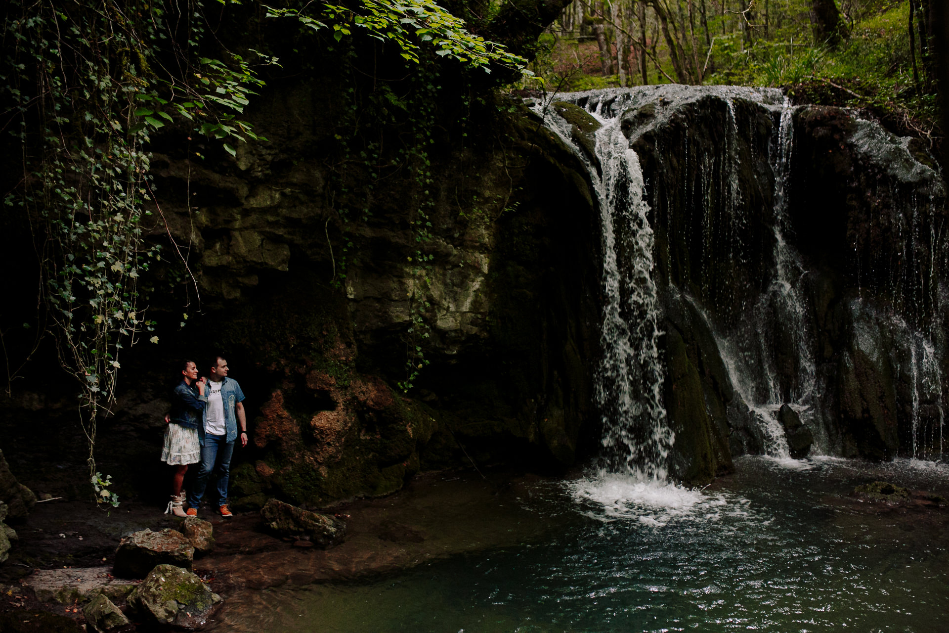 preboda cascada bosque alava 191025