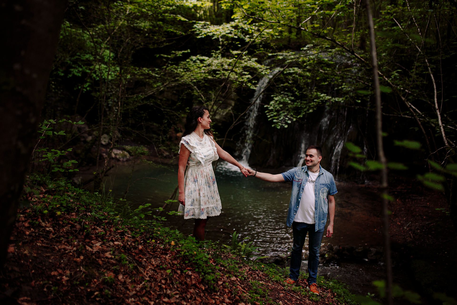 IZASKUN + DAVID | PREBODA EN LA CASCADA DE ALTUBE, ÁLAVA