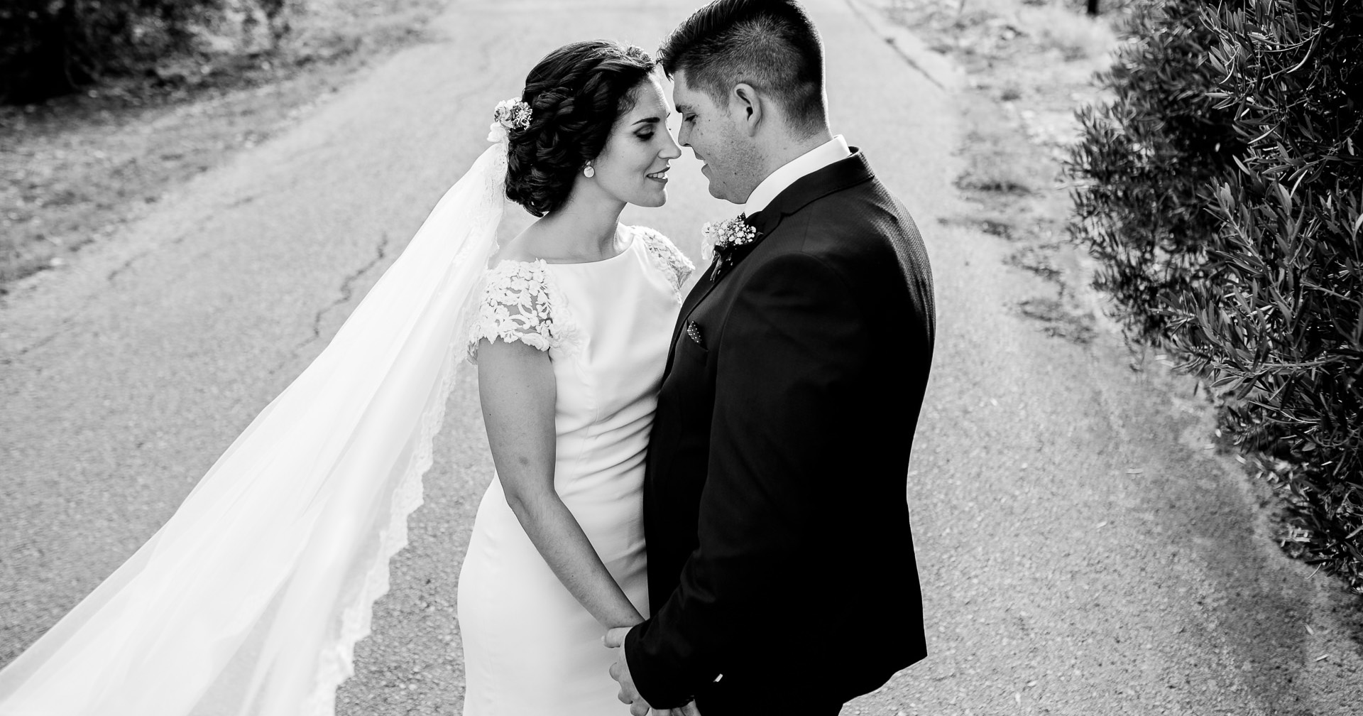 MAYTE + IVAN | BODA RURAL EN ALGÁMITAS, ANDALUCIA