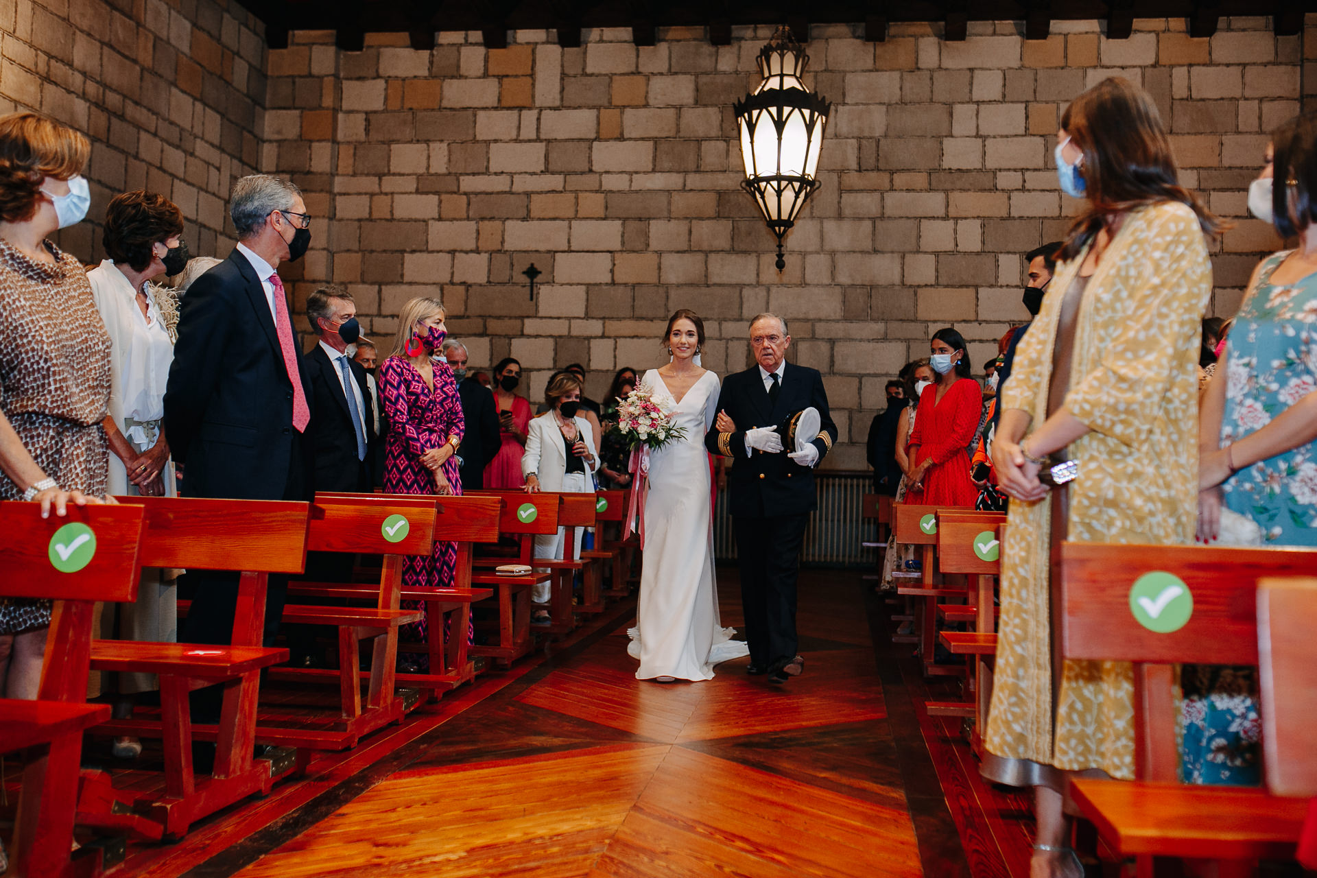 boda en la capilla de la universidad de deusto