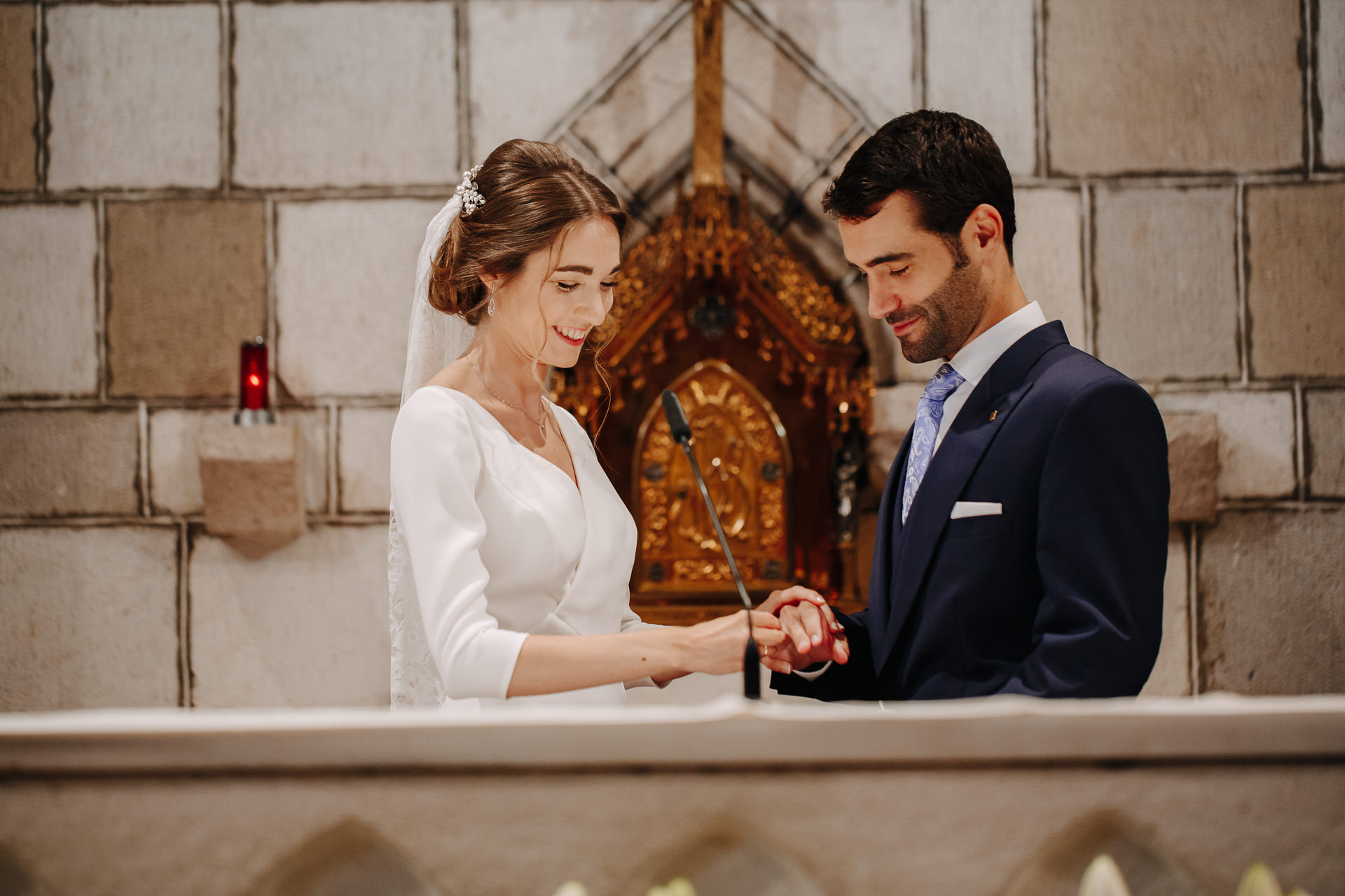 boda en la capilla de la universidad de deusto