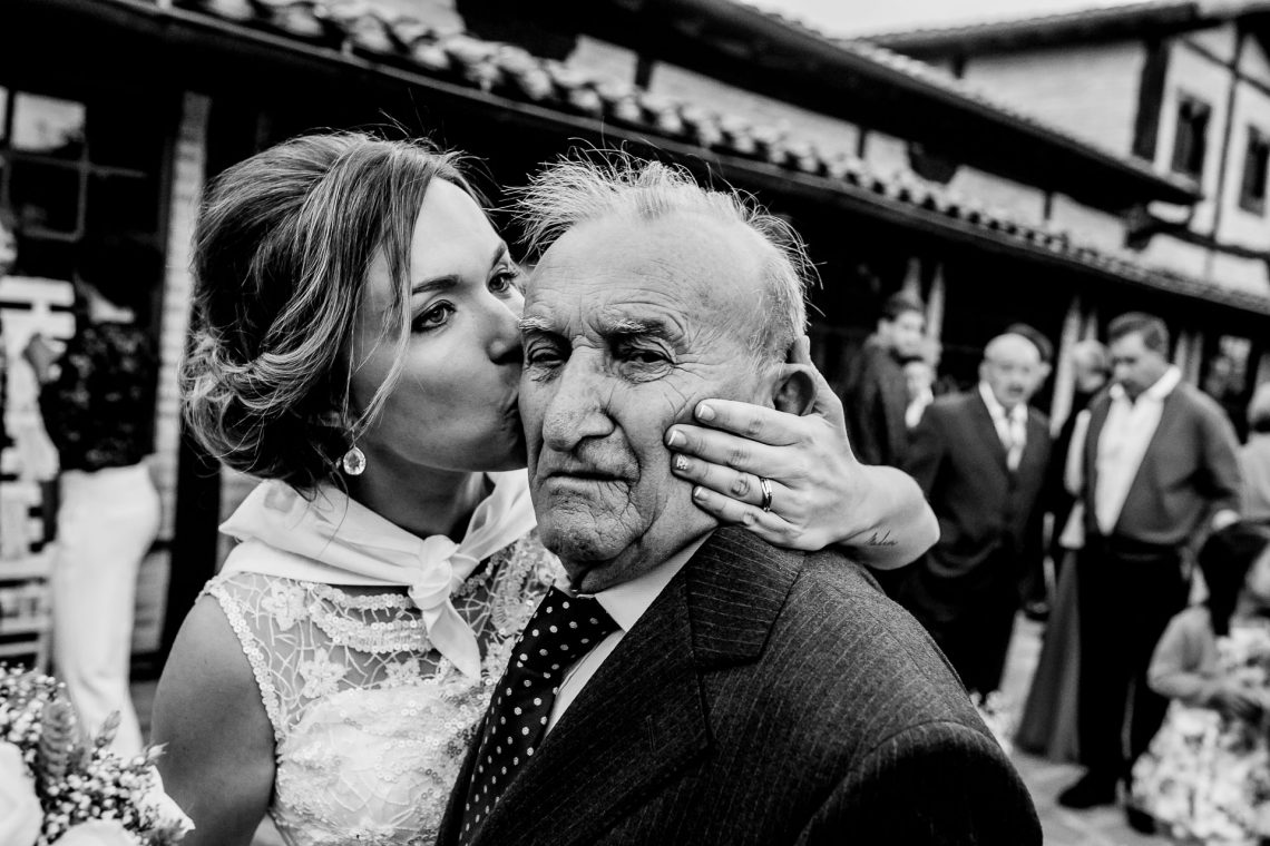 www.aitoraudicana.com